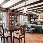 Villa Cruz Del Sur - Solo Familias